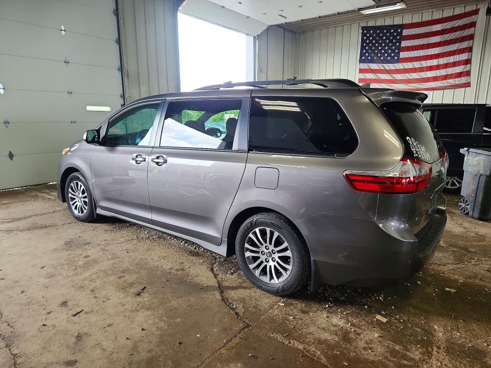 2019 Toyota Sienna მანქანა იყიდება აუქციონზე, vin: 5TDYZ3DC8KS984139, აუქციონის ნომერი: 59067366