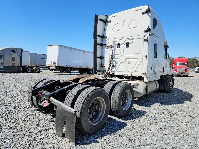 Продажа на аукционе авто 2020 Freightliner Cascadia 126, vin: 3AKJHHDR3LSKW9193, номер лота: 56982856