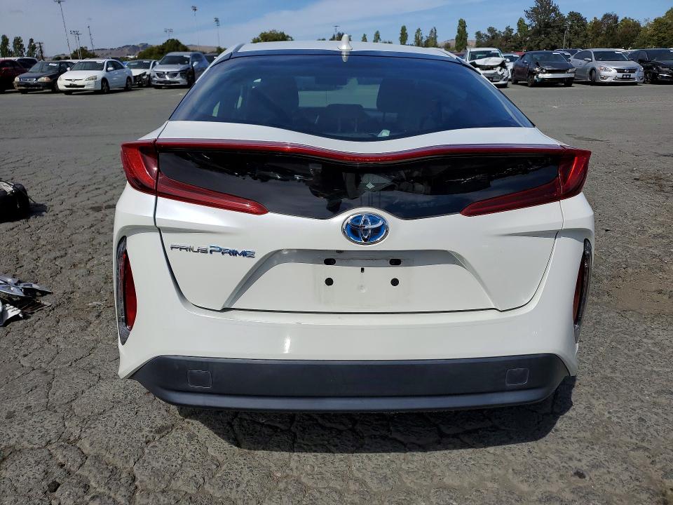 85969865 :رقم المزاد ، JTDKARFP4L3145088 vin ، 2020 Toyota Prius Prime مزاد بيع
