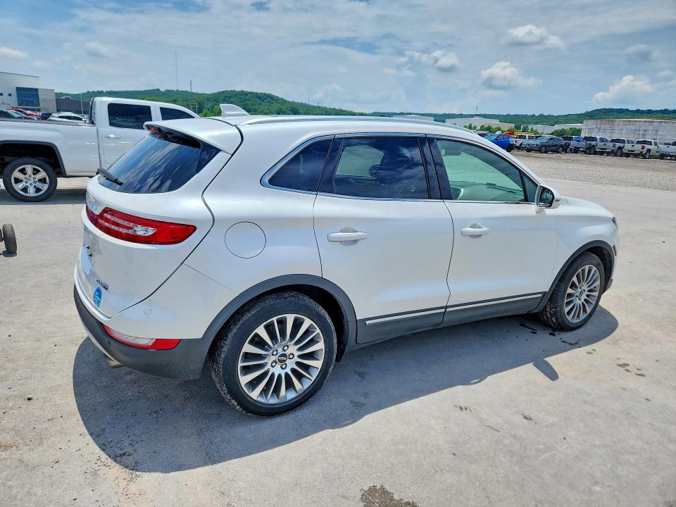 55656666 :رقم المزاد ، 5LMCJ2A92FUJ24462 vin ، 2015 Lincoln Mkc مزاد بيع