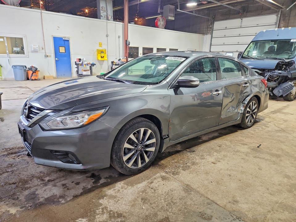 2017 Nissan Altima მანქანა იყიდება აუქციონზე, vin: 1N4AL3AP1HC216397, აუქციონის ნომერი: 56286926