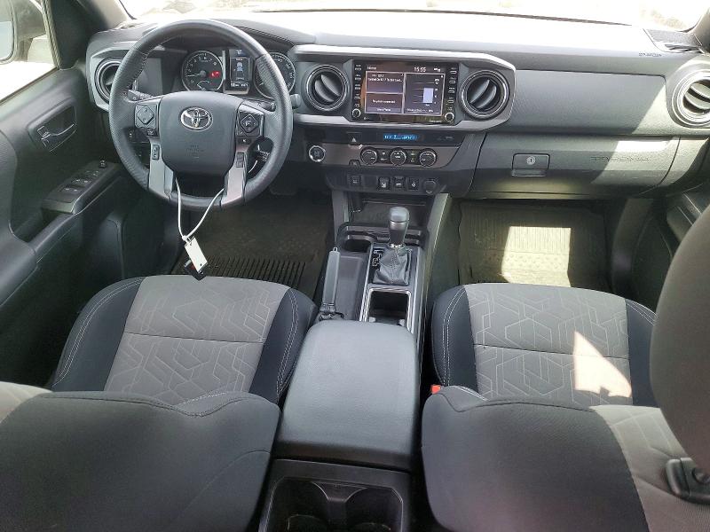 53849056 :رقم المزاد ، 5TFAZ5CN0MX116195 vin ، 2021 Toyota Tacoma مزاد بيع
