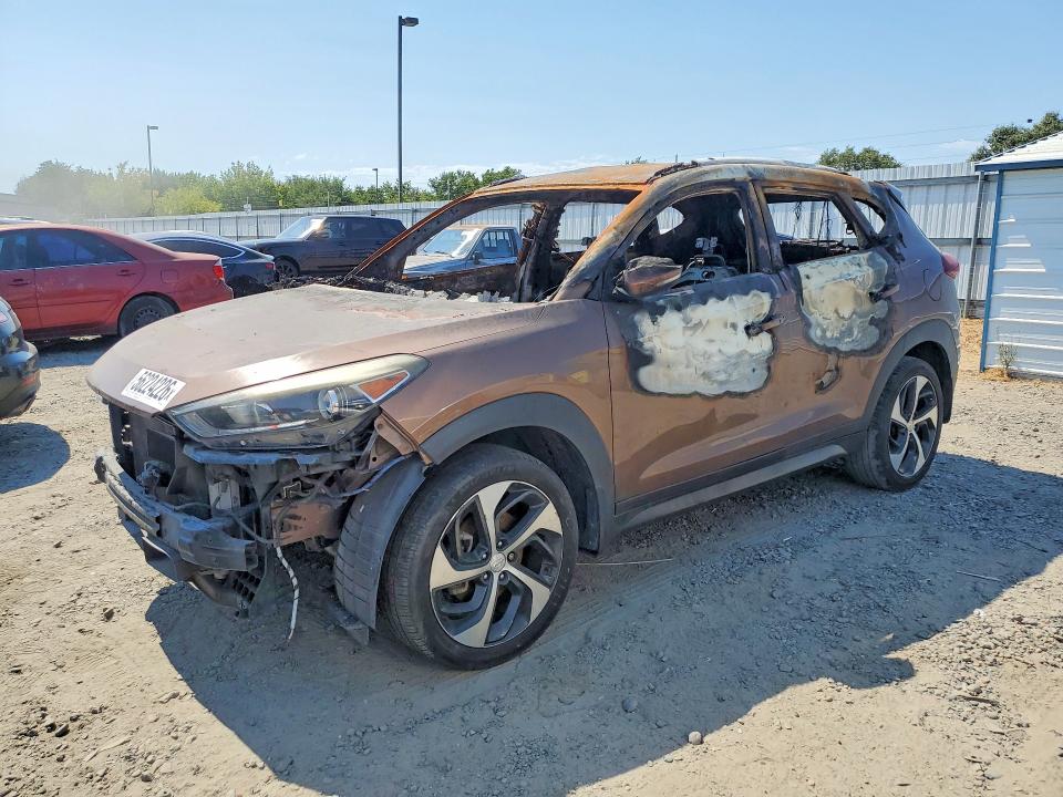 2016 Hyundai Tucson მანქანა იყიდება აუქციონზე, vin: KM8J3CA26GU241458, აუქციონის ნომერი: 56224226