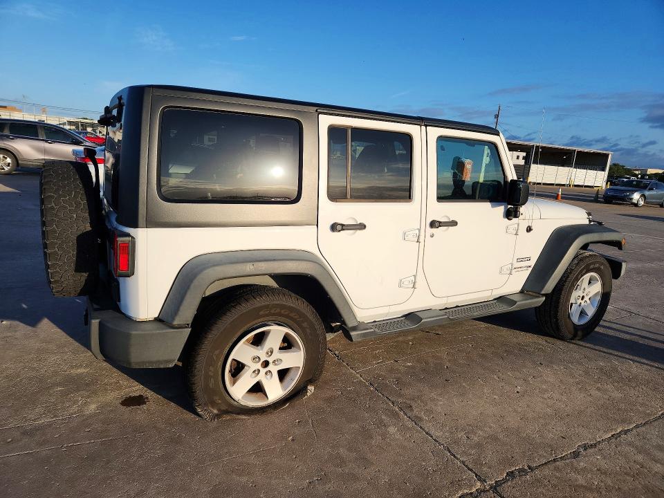 56841686 :رقم المزاد ، 1C4BJWDG4JL822364 vin ، 2018 Jeep Wrangler Unlimited مزاد بيع