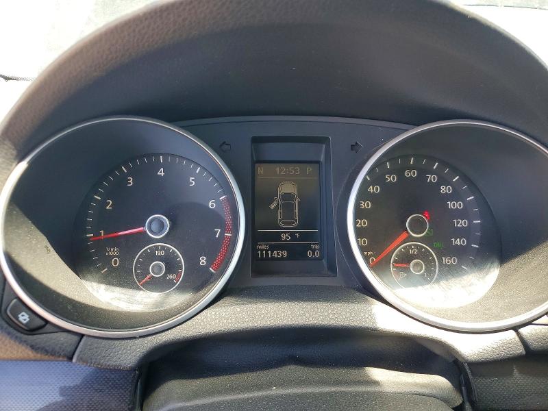 57043416 :رقم المزاد ، 3VWPZ7AJ1AM689076 vin ، 2010 Volkswagen Jetta مزاد بيع