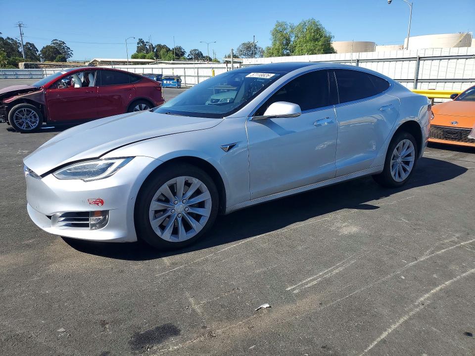 Продажа на аукционе авто 2017 Tesla Model S, vin: 5YJSA1E26HF204353, номер лота: 57118826