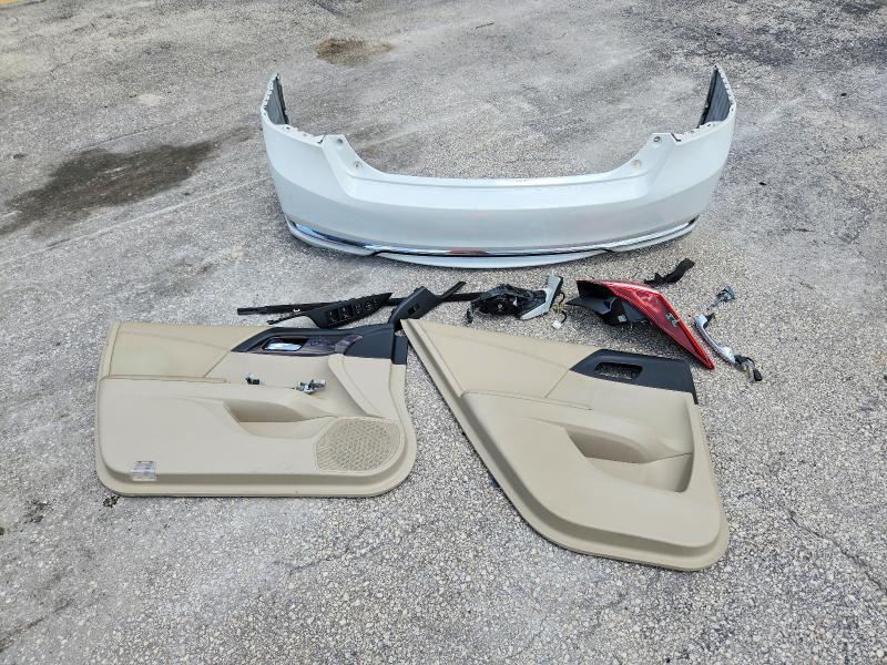 Продажа на аукционе авто 2016 Honda Accord, vin: 1HGCR3F0XGA016157, номер лота: 57310986