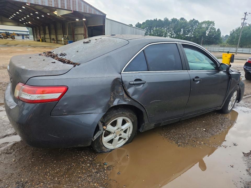 Aukcja sprzedaży 2011 Toyota Camry, vin: 4T1BF3EK1BU761825, numer aukcji: 57603356