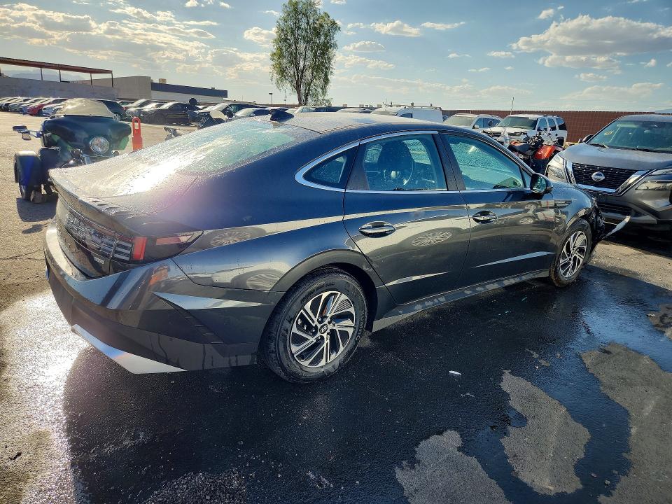2026 Hyundai Sonata Hybrid მანქანა იყიდება აუქციონზე, vin: KMHL24JJ1TA160551, აუქციონის ნომერი: 55598626