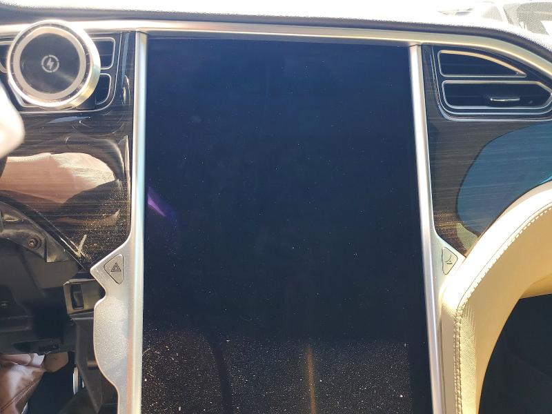 2014 Tesla Model S მანქანა იყიდება აუქციონზე, vin: 5YJSA1H16EFP35857, აუქციონის ნომერი: 85622675