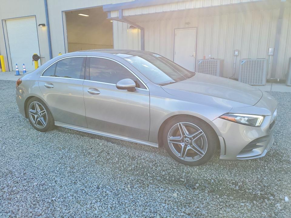 54943186 :رقم المزاد ، WDD3G4FB6KW005198 vin ، 2019 Mercedes-benz A مزاد بيع