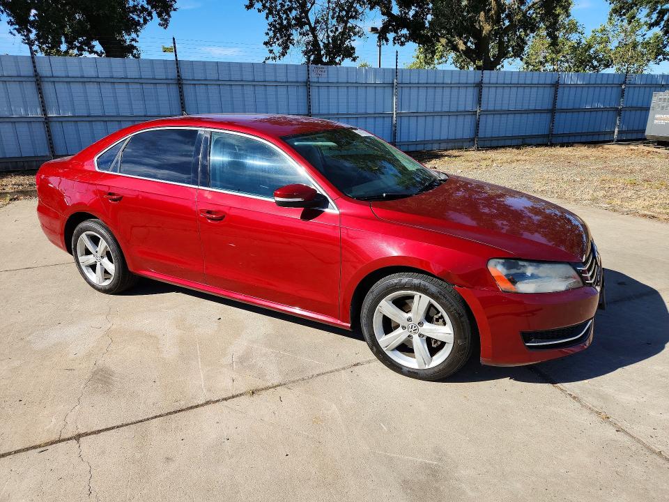 2015 Volkswagen Passat მანქანა იყიდება აუქციონზე, vin: 1VWBT7A34FC057632, აუქციონის ნომერი: 56185586