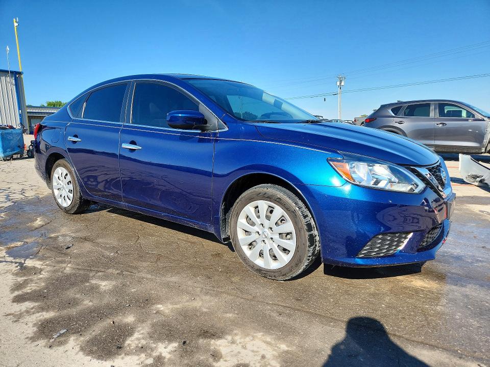 Продажа на аукционе авто 2016 Nissan Sentra, vin: 3N1AB7AP4GY214401, номер лота: 56064096