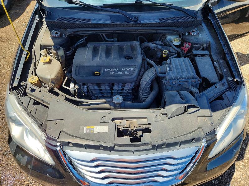 56870266 :رقم المزاد ، 1C3CCBABXEN208367 vin ، 2014 Chrysler 200 مزاد بيع