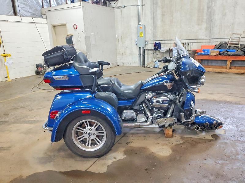 56586656 :رقم المزاد ، 1HD1MDD19JB854895 vin ، 2018 Harley-davidson Flhtcutg مزاد بيع