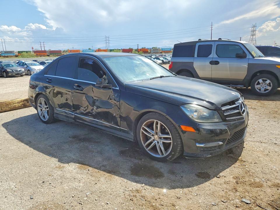 57684416 :رقم المزاد ، WDDGF4HB3EG236351 vin ، 2014 Mercedes-benz C مزاد بيع