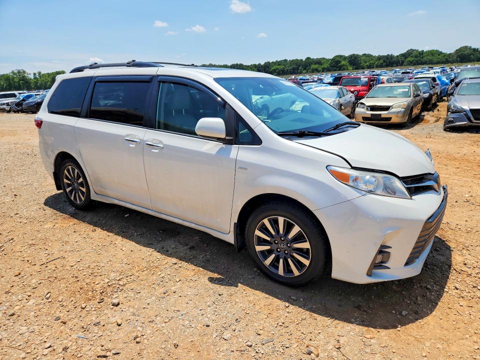 58813966 :رقم المزاد ، 5TDDZ3DC3LS238360 vin ، 2020 Toyota Sienna مزاد بيع