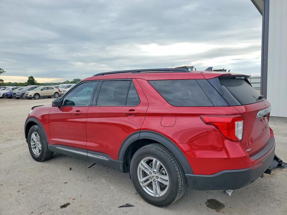 Продажа на аукционе авто 2022 Ford Explorer, vin: 1FMSK7DH3NGB61562, номер лота: 58822916