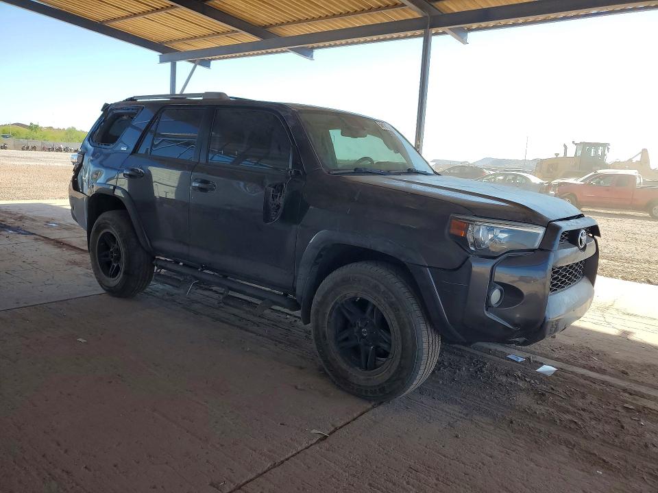 2018 Toyota 4runner მანქანა იყიდება აუქციონზე, vin: JTEBU5JRXJ5590781, აუქციონის ნომერი: 56191326