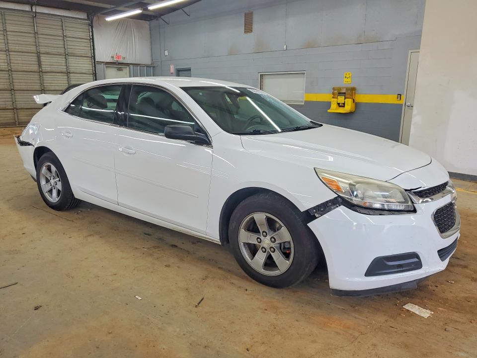56944436 :رقم المزاد ، 1G11B5SL1FF348309 vin ، 2015 Chevrolet Malibu مزاد بيع