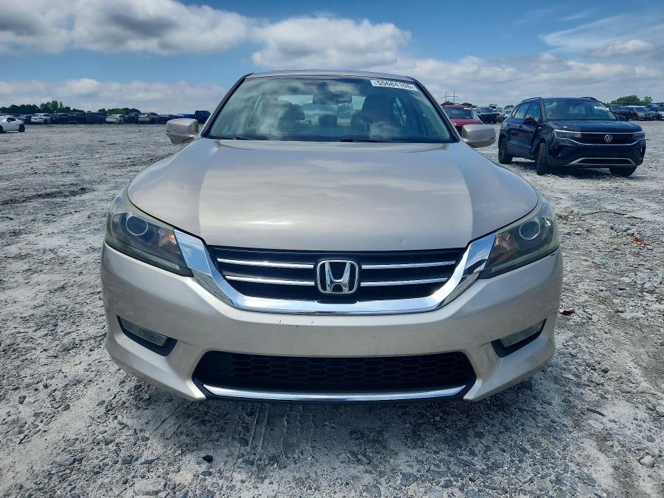 Auction sale of the 2014 Honda Accord, vin: 1HGCR2F84EA119992, lot number: 55684106