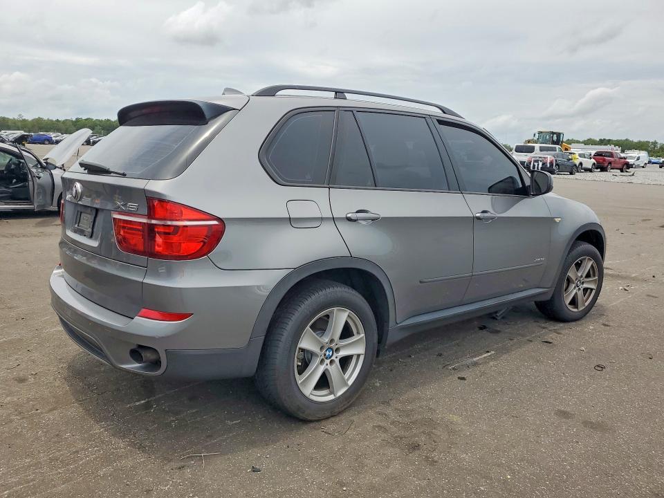 Продаж на аукціоні авто 2013 Bmw X5, vin: 5UXZV4C58D0B03083, номер лоту: 57543436