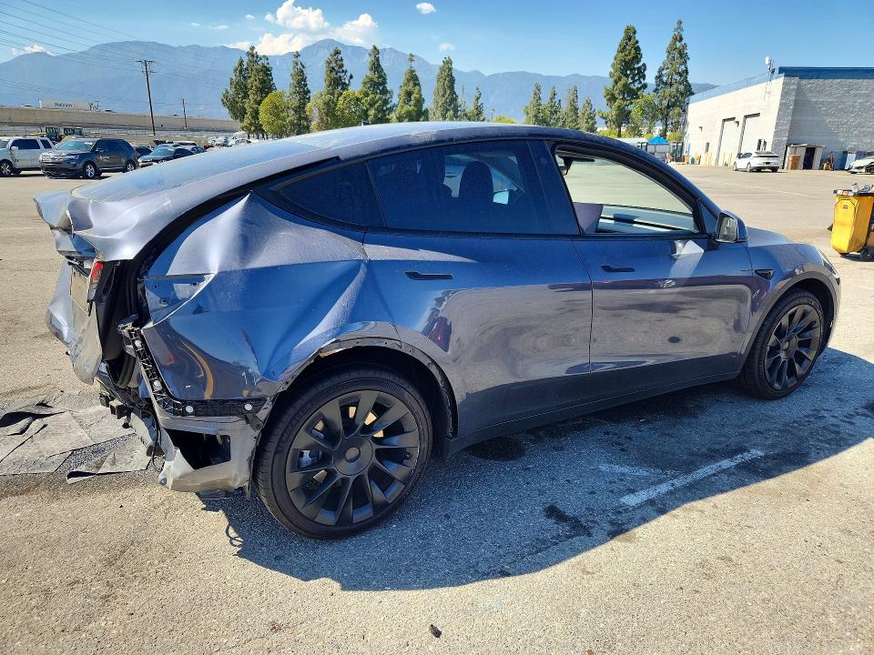 2023 Tesla Model Y მანქანა იყიდება აუქციონზე, vin: 7SAYGDEE6PA117880, აუქციონის ნომერი: 57236986