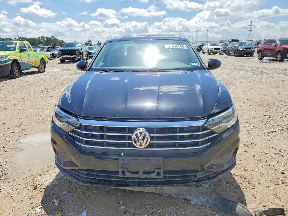 57038286 :رقم المزاد ، 3VWC57BU8KM036880 vin ، 2019 Volkswagen Jetta مزاد بيع