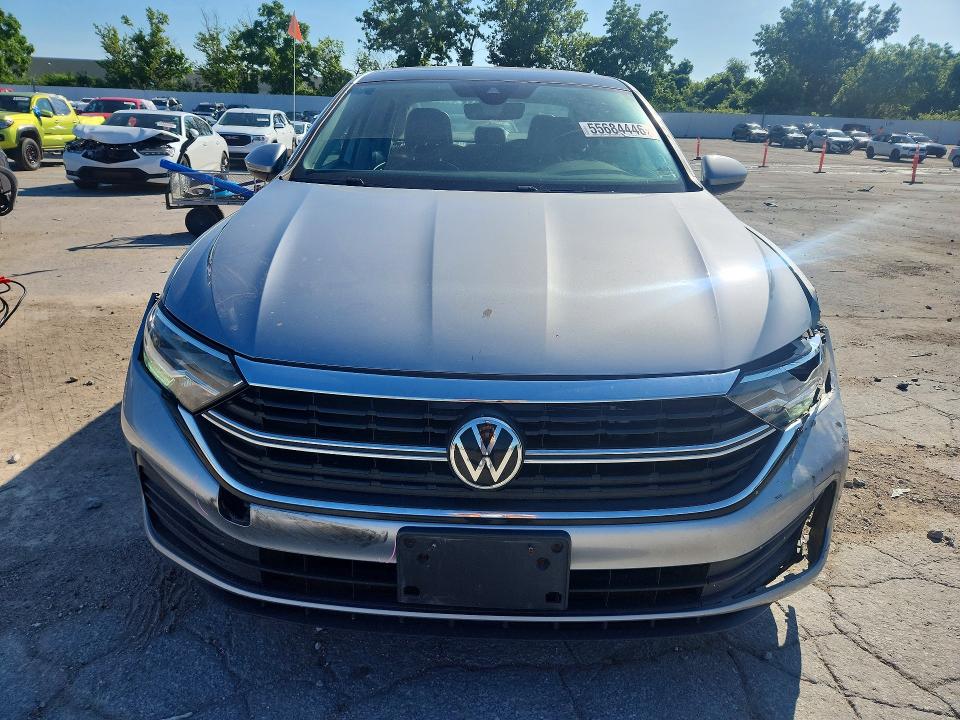 2022 Volkswagen Jetta მანქანა იყიდება აუქციონზე, vin: 3VW7M7BU0NM004322, აუქციონის ნომერი: 55684446