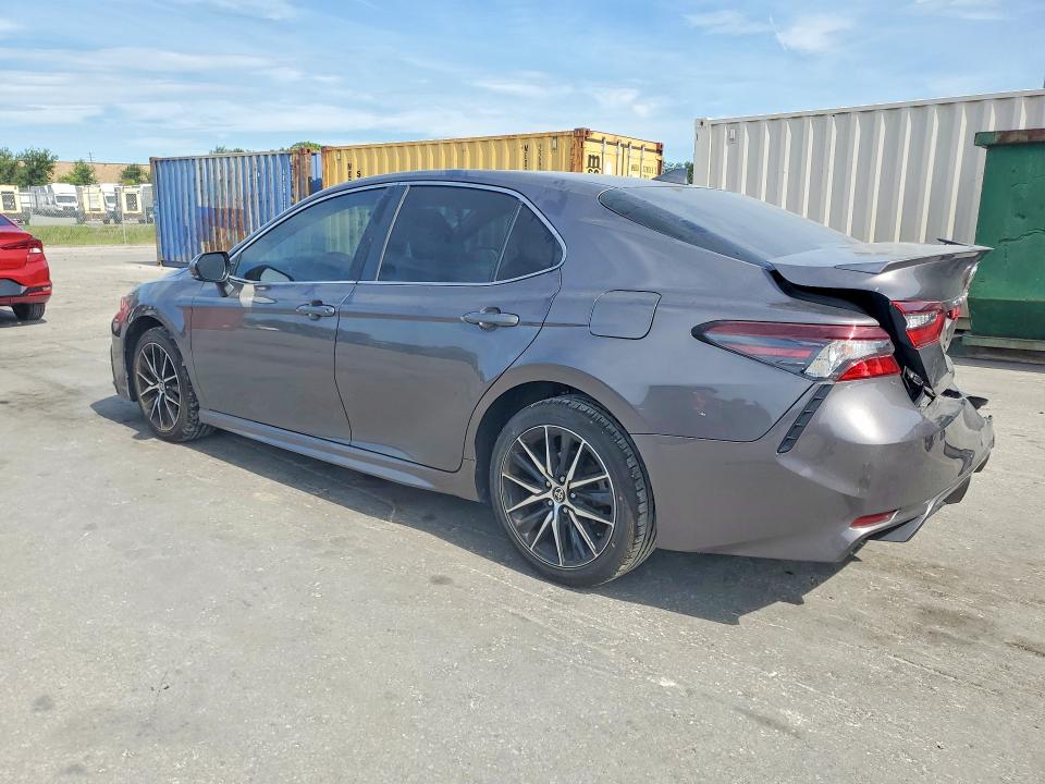 Auction sale of the 2024 Toyota Camry, vin: 4T1G11AK3RU915461, lot number: 56045376