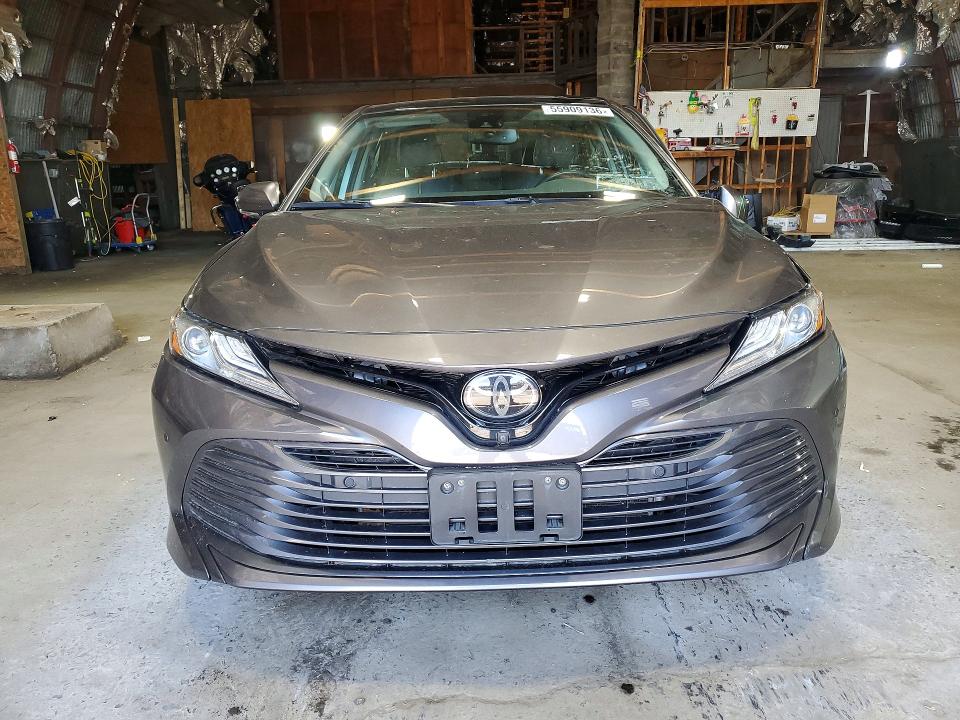 2019 Toyota Camry მანქანა იყიდება აუქციონზე, vin: 4T1B11HK2KU791365, აუქციონის ნომერი: 55909136