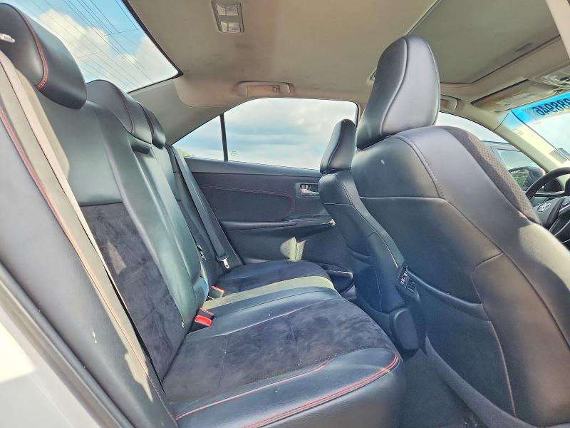 54388946 :رقم المزاد ، 4T1BK1FK3HU577199 vin ، 2017 Toyota Camry مزاد بيع