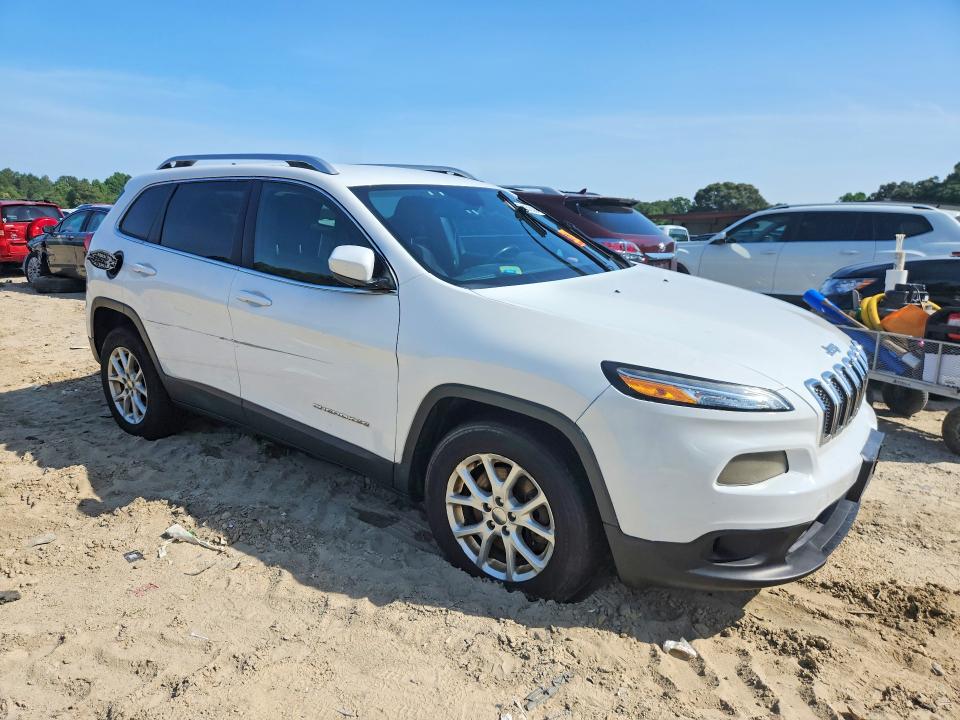 58845206 :رقم المزاد ، 1C4PJMCB4FW793194 vin ، 2015 Jeep Cherokee مزاد بيع