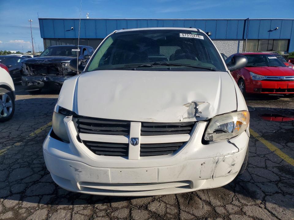 57315476 :رقم المزاد ، 1D4GP24R05B226388 vin ، 2005 Dodge Grand Caravan مزاد بيع