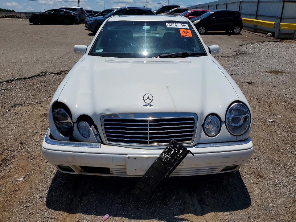 57737716 :رقم المزاد ، WDBJF25F5WA624521 vin ، 1998 Mercedes-benz E مزاد بيع