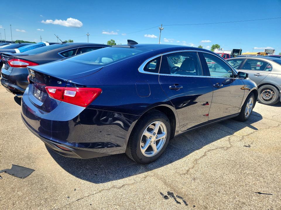 Продажа на аукционе авто 2016 Chevrolet Malibu, vin: 1G1ZC5ST1GF265450, номер лота: 58715286