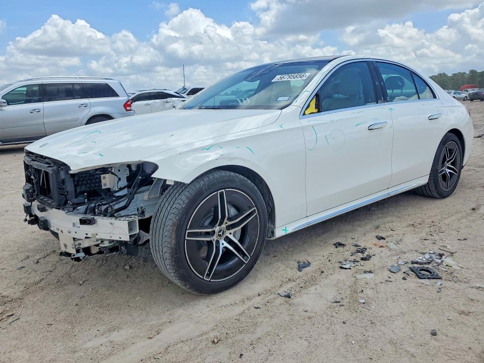 Auction sale of the 2026 Mercedes-benz E, vin: W1KLF4GB2TA229343, lot number: 56795856