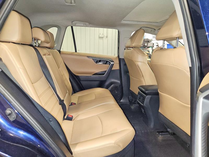 Продажа на аукционе авто 2019 Toyota Rav4, vin: 2T3DWRFV1KW006301, номер лота: 57462096