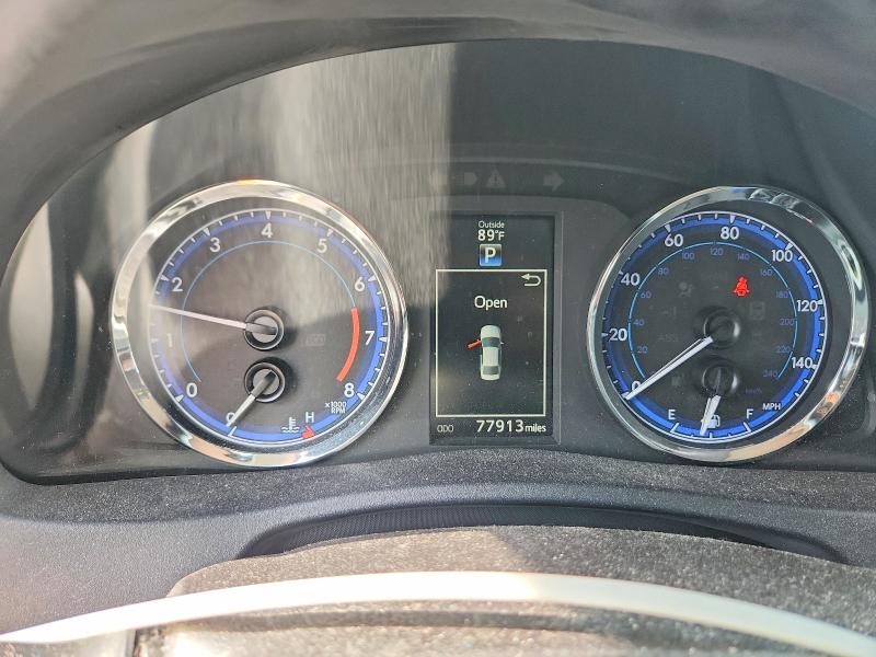 Продажа на аукционе авто 2018 Toyota Corolla, vin: 2T1BURHE9JC033216, номер лота: 56071146