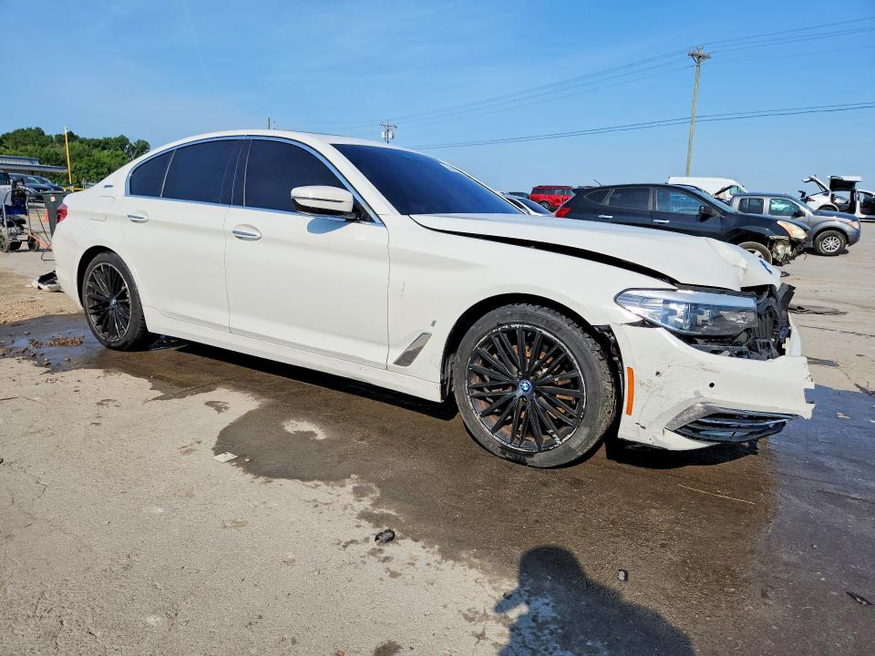 58846176 :رقم المزاد ، WBAJA9C56JB033908 vin ، 2018 Bmw 530e مزاد بيع