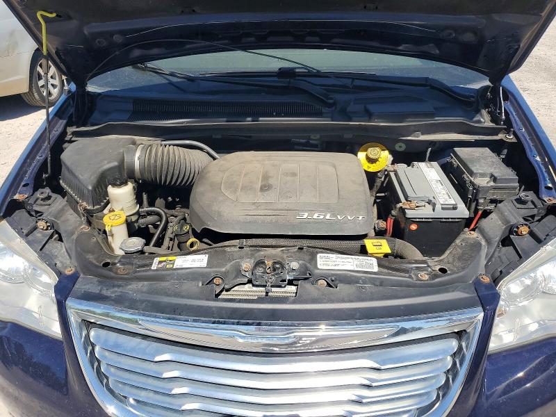 55082876 :رقم المزاد ، 2C4RC1BG4FR662533 vin ، 2015 Chrysler Town & Country مزاد بيع