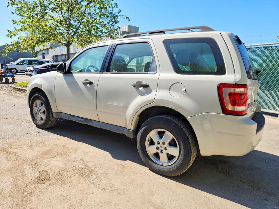 Продаж на аукціоні авто 2010 Ford Escape, vin: 1FMCU9C71AKD43965, номер лоту: 55681076