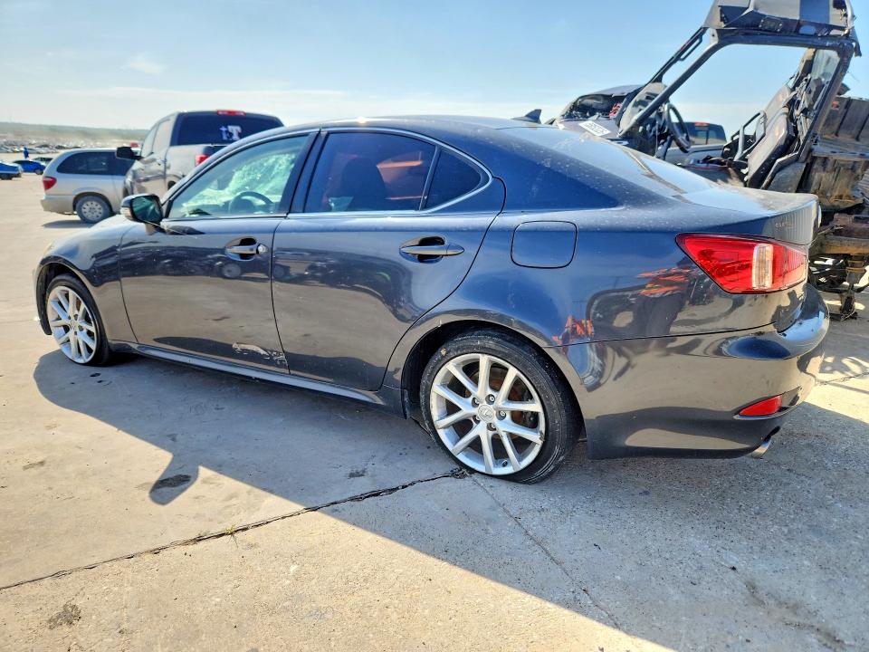 56851436 :رقم المزاد ، JTHBF5C28B2101231 vin ، 2011 Lexus Is مزاد بيع
