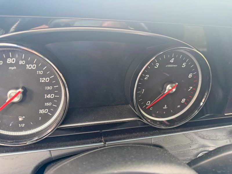 55903696 :رقم المزاد ، WDDZF4KB1HA012777 vin ، 2017 Mercedes-benz E مزاد بيع