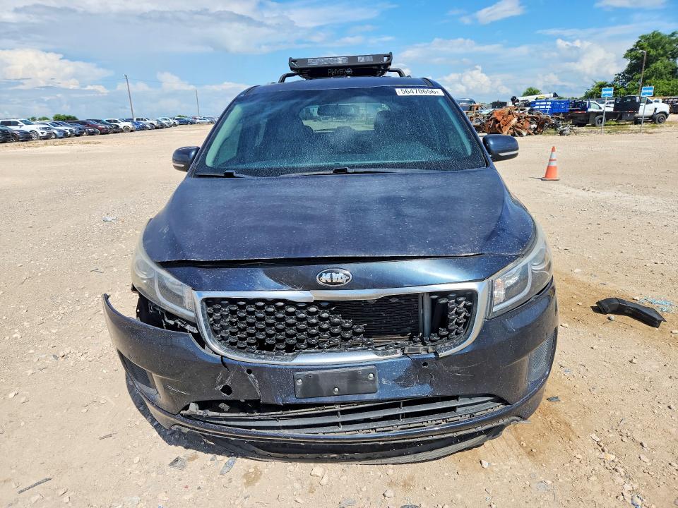 56470656 :رقم المزاد ، KNDMB5C10H6283814 vin ، 2017 Kia Sedona مزاد بيع