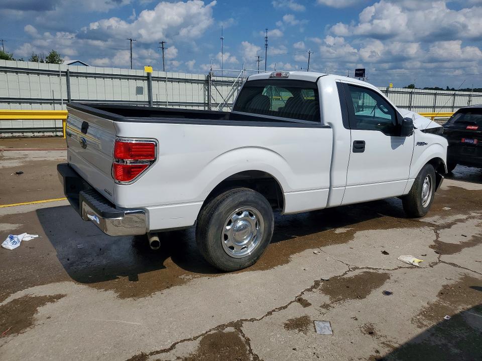 56521876 :رقم المزاد ، 1FTMF1CF6BFA78370 vin ، 2011 Ford F150 مزاد بيع