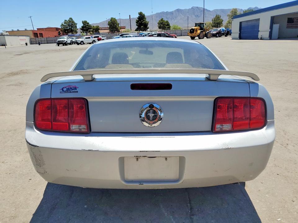Продаж на аукціоні авто 2005 Ford Mustang, vin: 1ZVFT80N455127689, номер лоту: 58578196