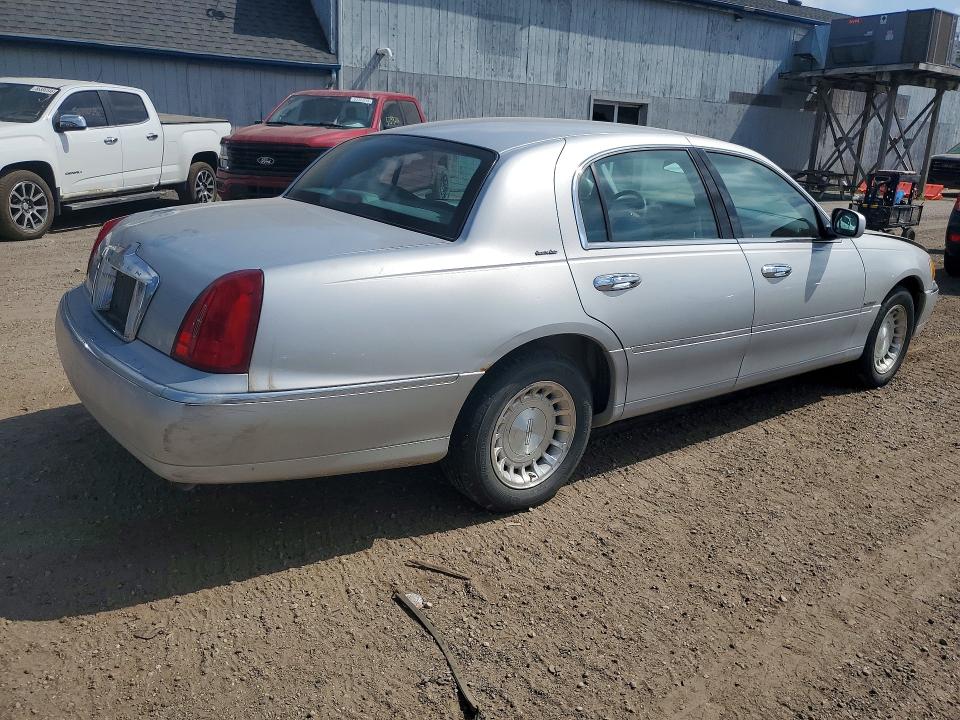 Aukcja sprzedaży 2000 Lincoln Town Car, vin: 1LNHM81W8YY770044, numer aukcji: 59052036