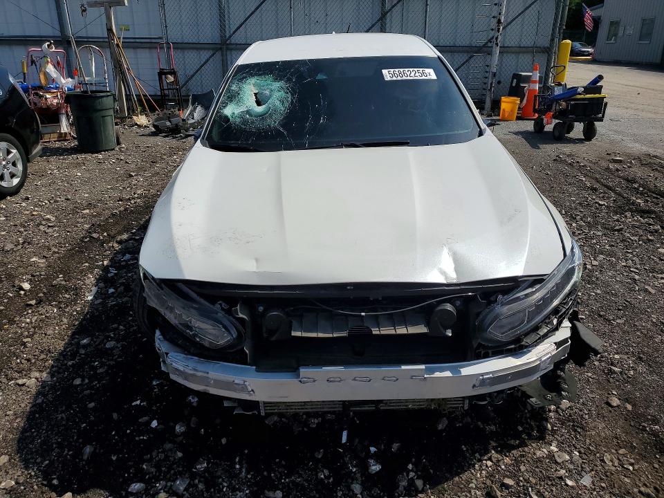 2018 Honda Accord მანქანა იყიდება აუქციონზე, vin: 1HGCV1F10JA123301, აუქციონის ნომერი: 56862256
