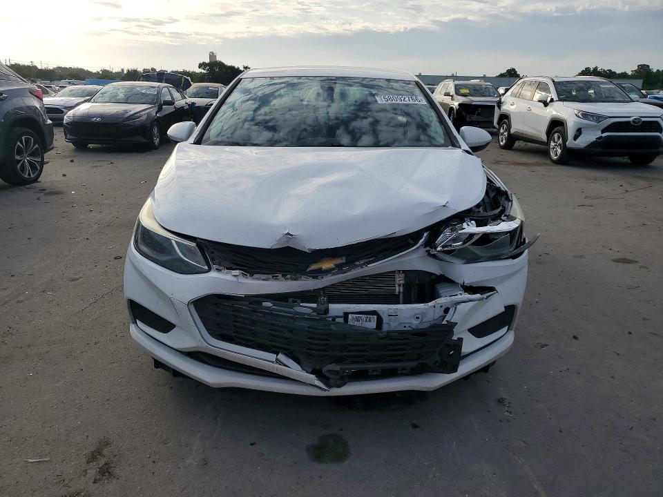 Продажа на аукционе авто 2018 Chevrolet Cruze, vin: 1G1BE5SM6J7177631, номер лота: 58092766